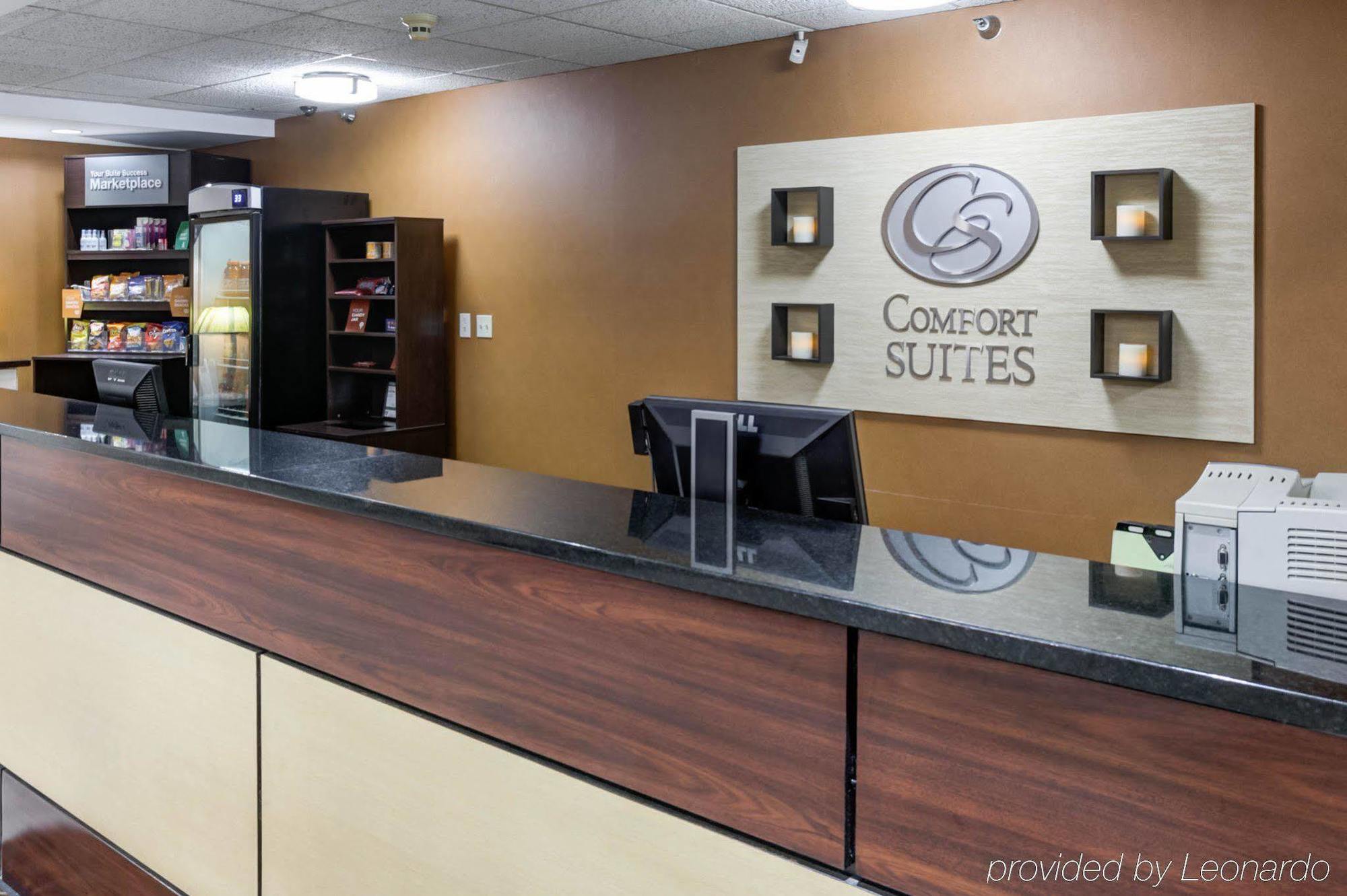 Comfort Suites Kansas City-Либърти Екстериор снимка